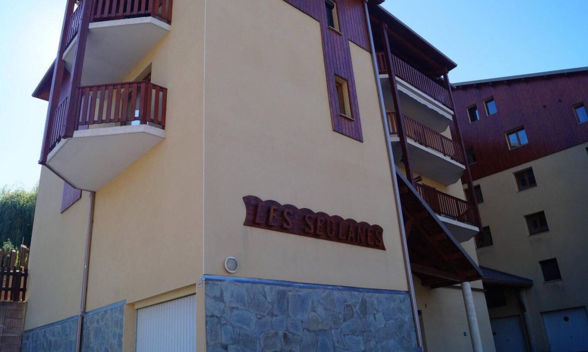 Le Sauze Apartment | 10m from resort center, balcony, tv, ski locker, 30m², Sauze - Super Sauze