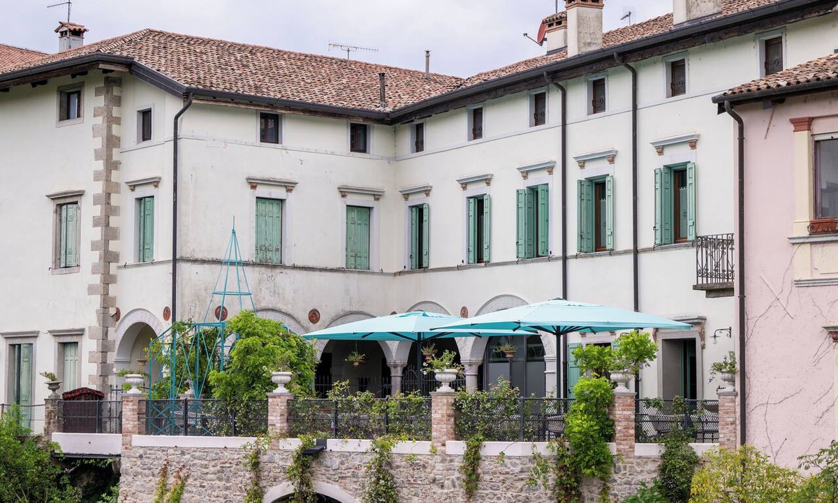 Cividale del Friuli House | 1448 Antica Dimora Al Merlo Bianco