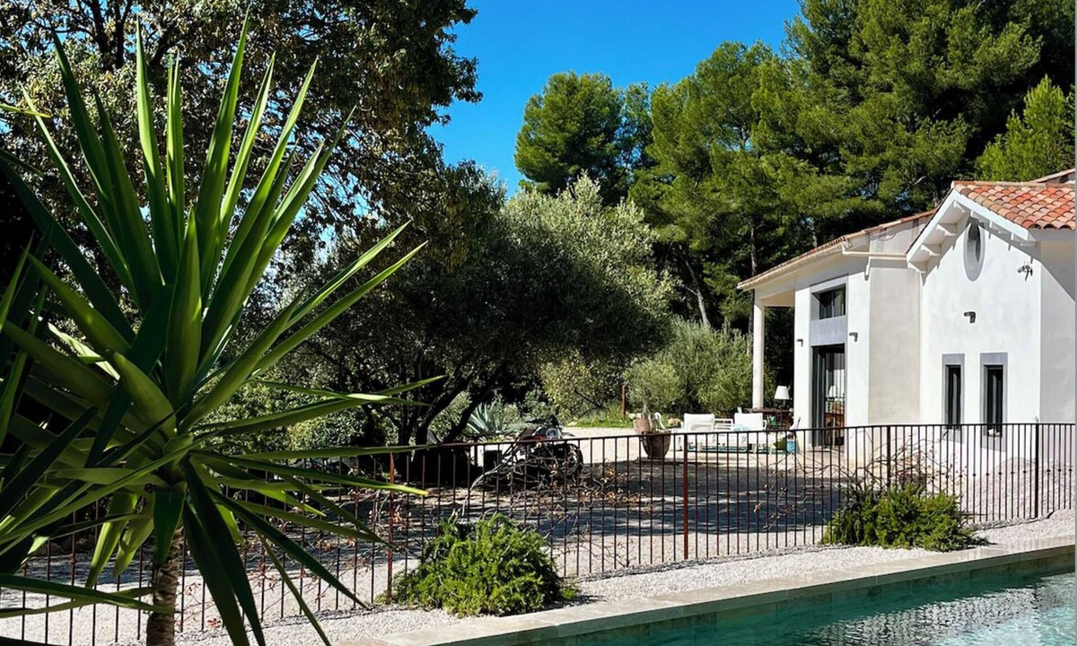 Aubagne House | 2 architect-designed villas at Calme Prox Mer Marseille Aix!