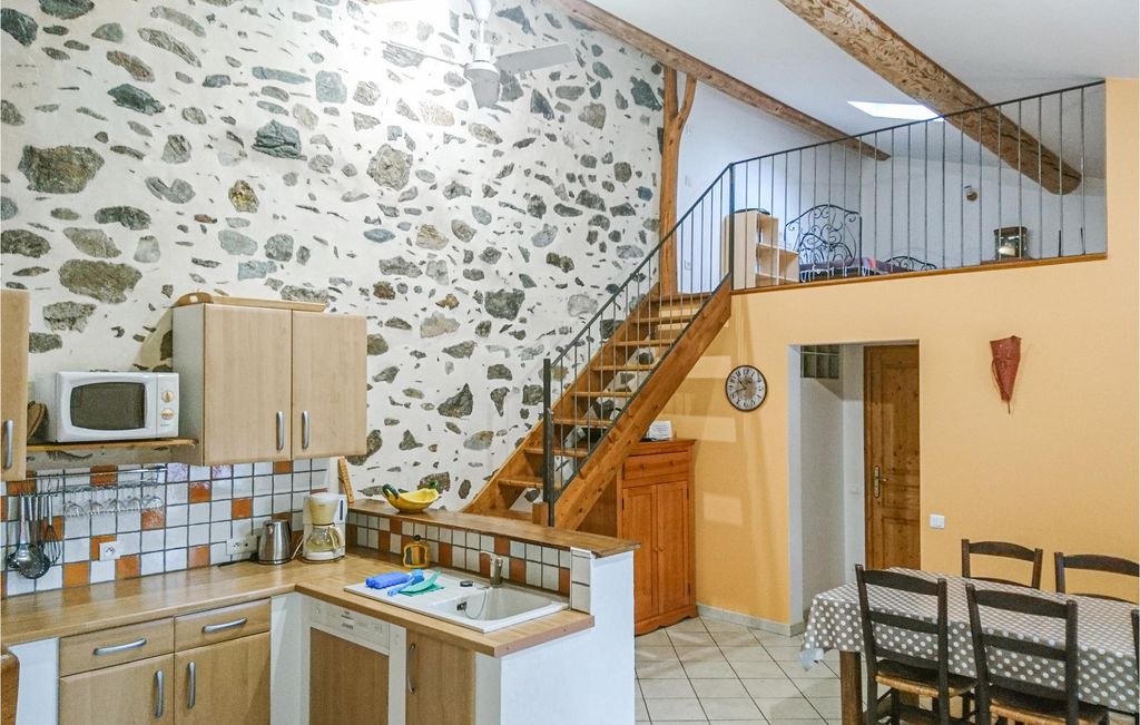 Berlou House | 2 bedroom accommodation in Berlou