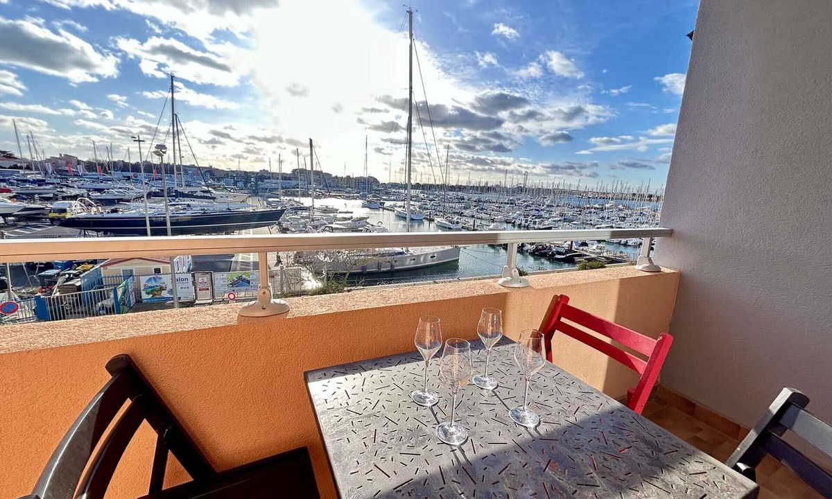 Cap d'Agde Apartment | 2-Bedroom Apt Cabin, Parking, Pets Allowed - Cap d'Agde