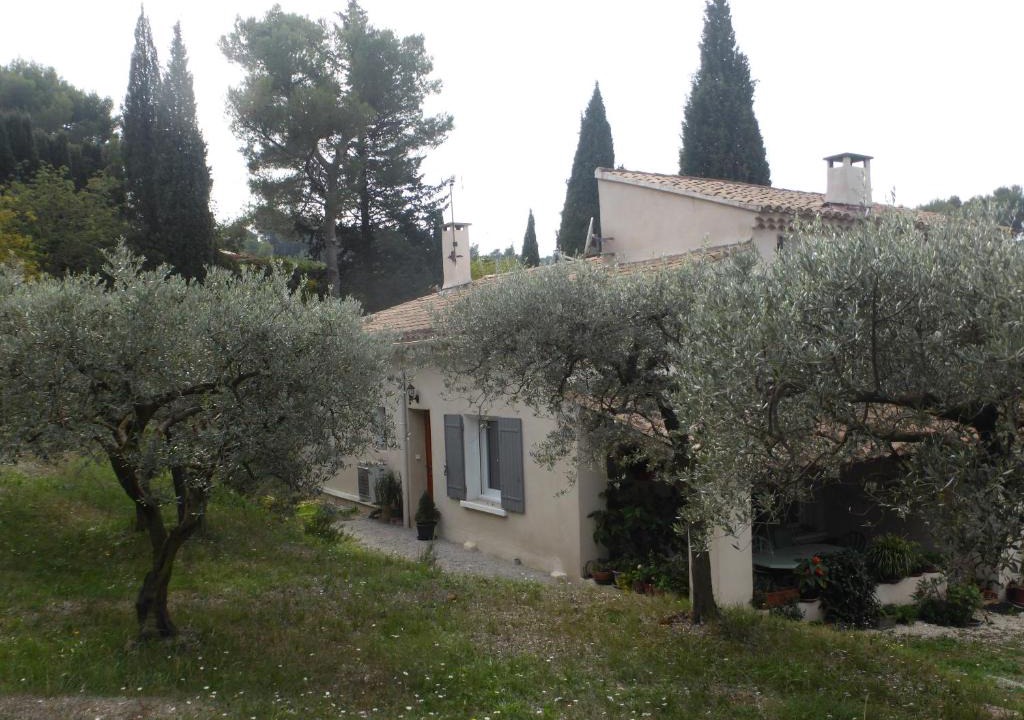 Orgon House | 2 chambres au calme Villa Chrisma Provence
