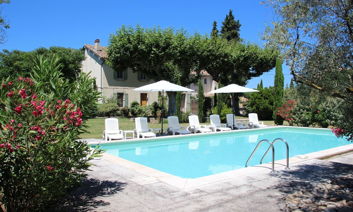 Saint-Andiol House | 3-star vacation rental at Mas des Cyprès in Saint-Andiol