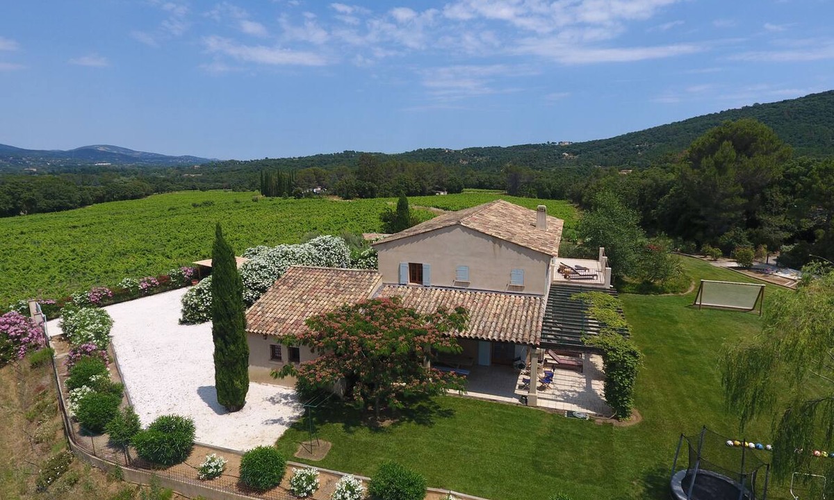 Cogolin Other | 4-bedroom farmhouse in tranquil Cogolin with air conditioning and private pool