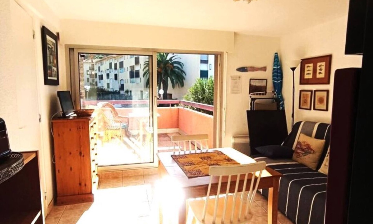 Collioure Apartment | 4DOM11 - Apartment near the beach