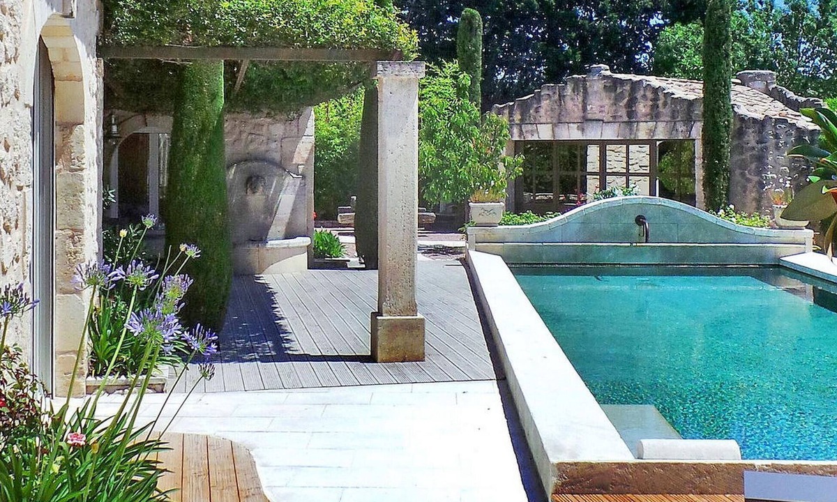Maussane House | 5 bedroom accommodation in Maussane Les Alpilles