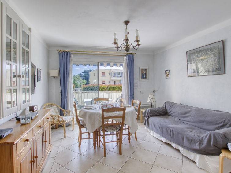 Six-Fours-les-Plages Apartment | 60 m² Apartment ∙ 2 bedrooms ∙ 4 guests