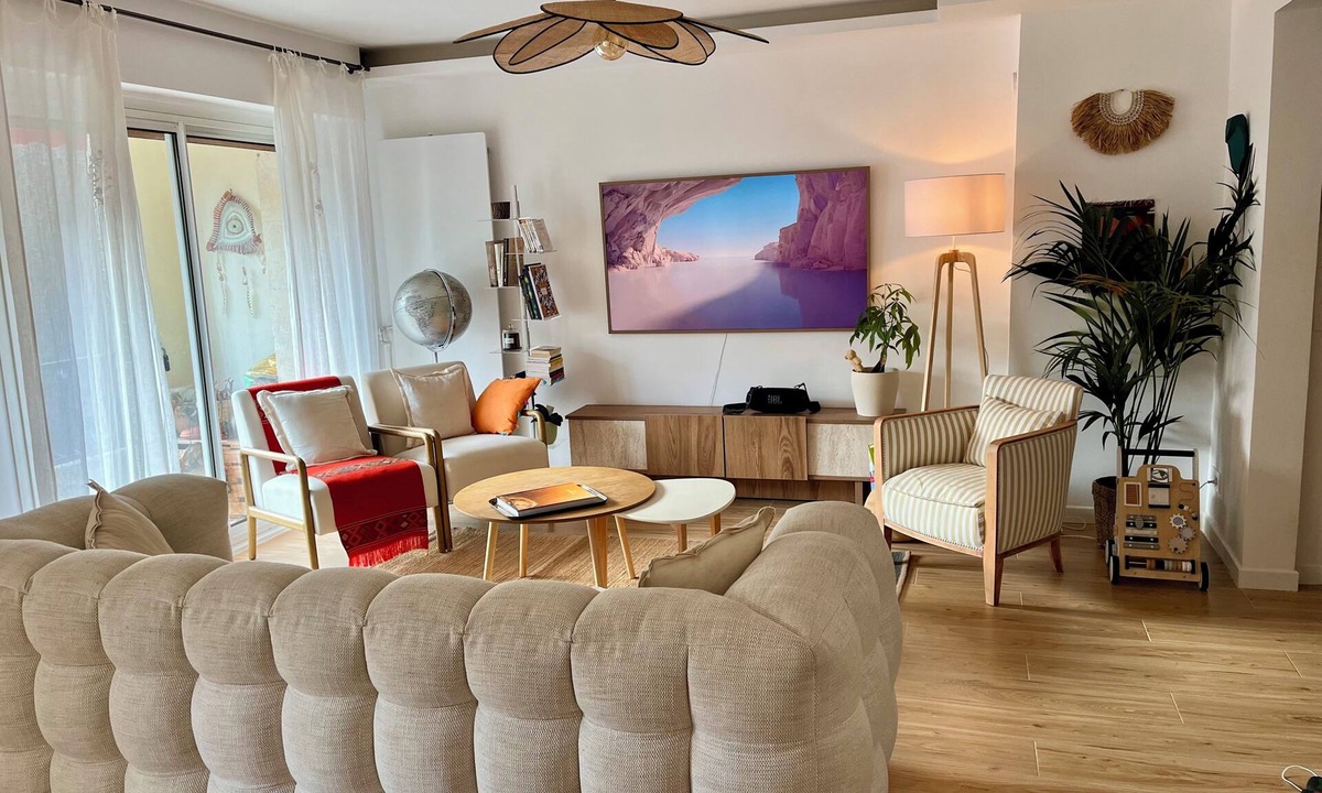 Est Apartment | 80m2 close to town center & Sainte Victoire