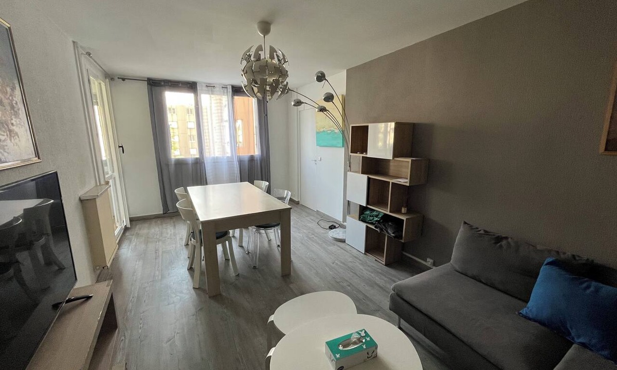 Sud Apartment | A 15-minute walk from downtown, spacious apartment with parking and green spaces