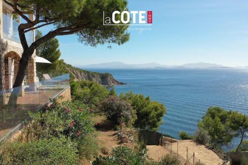 Ensues-la-Redonne House | A couper le souffle ! #Domaine de luxe sur l'eau