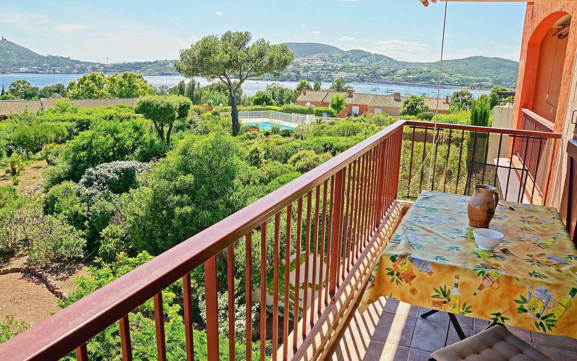 Agay Apartment | Agay Plage 100.1