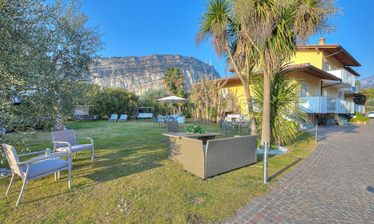 Torbole sul Garda Apartment | Agritur Laura- Sogno zen 6 with Shared Garden, Torbole sul Garda, Italy