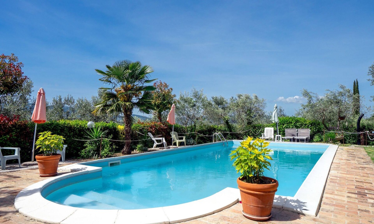 Pietrauta Other | Agriturismo "Il Grappolo E La Rosa - Sagrantino" with Shared Pool, Private Terrace, and Wi-Fi
