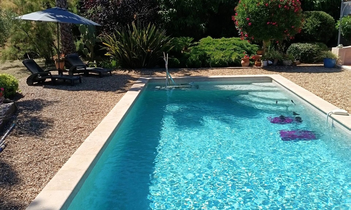 Cogolin House | Air-Conditioned Masé in a Quiet Setting with Private Pool, Garden, and Grill Near St. Tropez