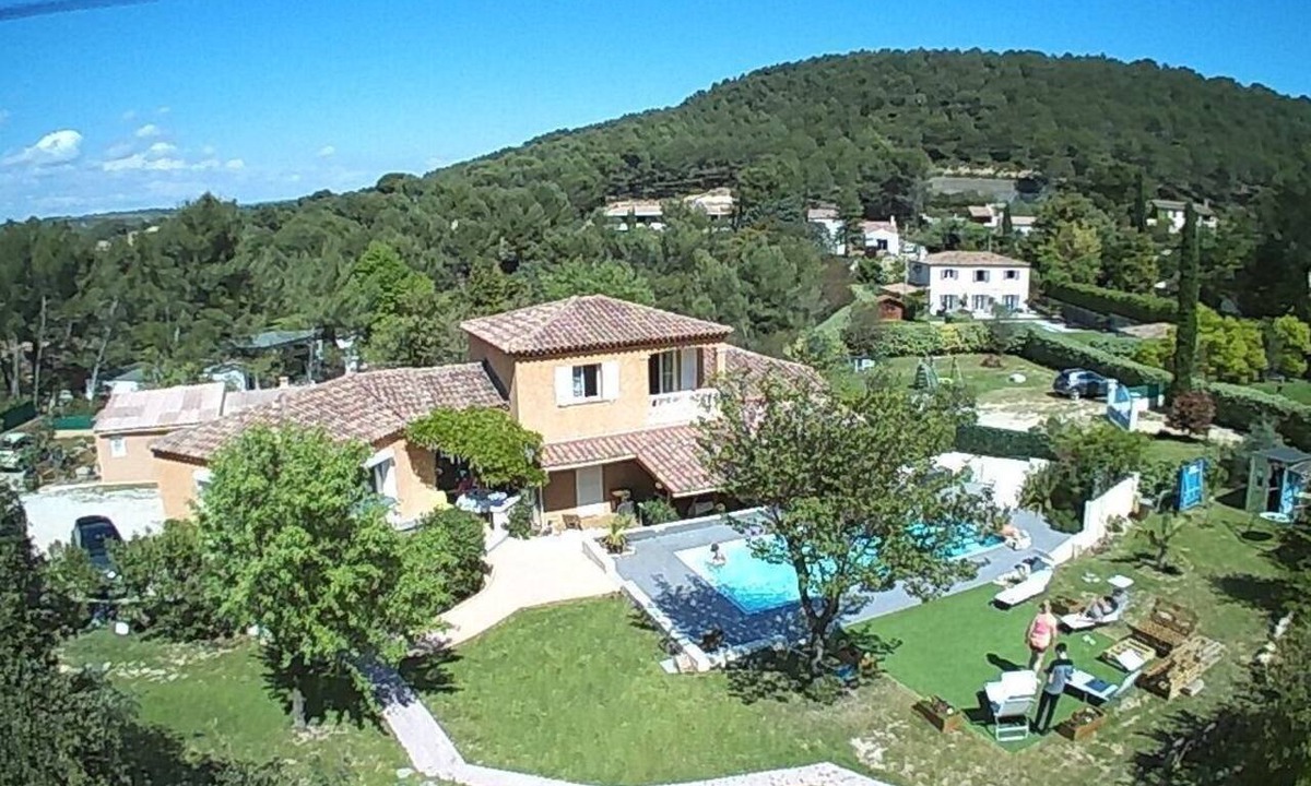 Ventabren House | Air-conditioned Provençal villa with a pool (8 m x 4 m)—a haven of peace....