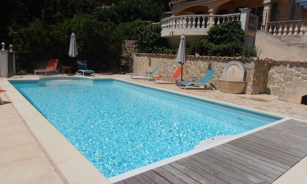 Draguignan Villa | AIR-CONDITIONED VILLA WITH HEATED POOL AND BREATHTAKING VIEW