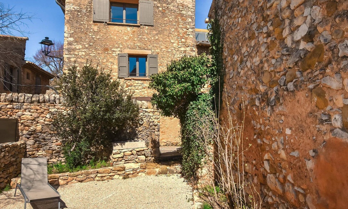 Rustrel House | Amazing home in Rustrel with WiFi