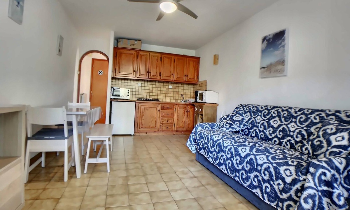 Saintes-Maries-de-la-Mer Apartment | AN APARTMENT FOR 4 PEOPLE 18 LOUIS PASTEUR STREET "L'OLIVIER"