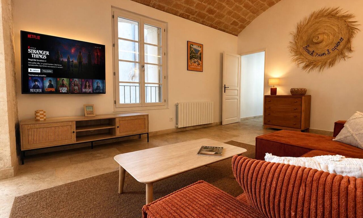 Faubourg Apartment | André Suite, the Jewel of Nîmes' Historic Center