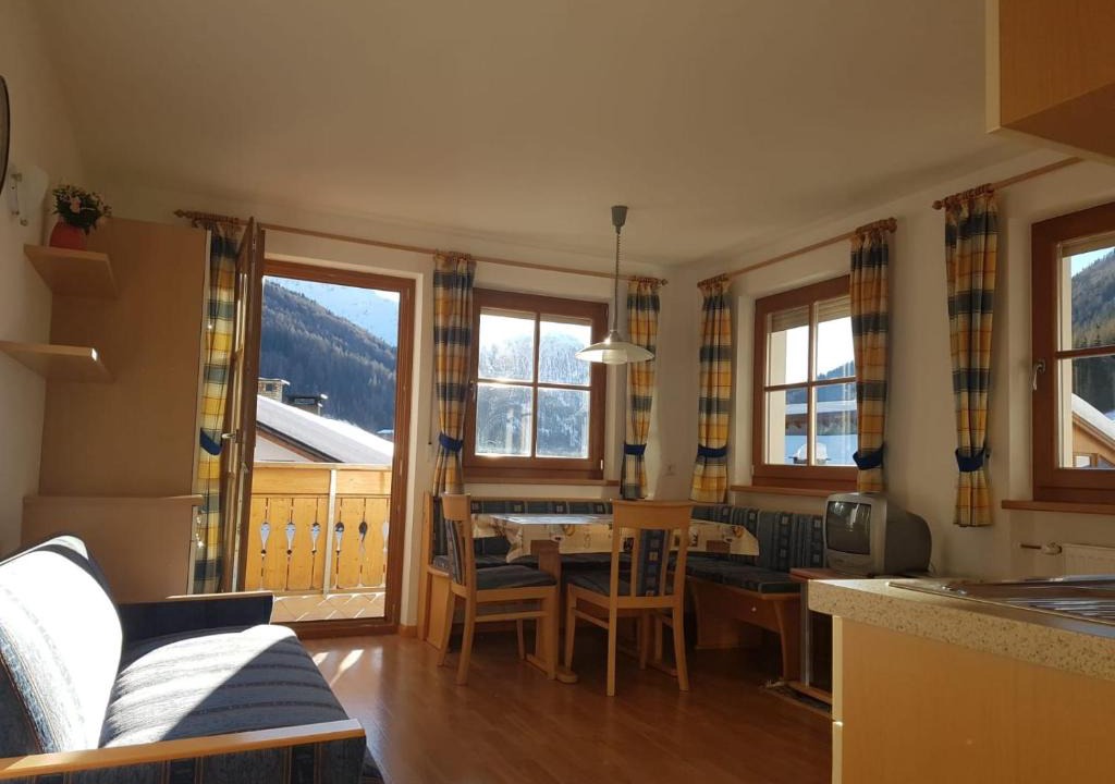 Predoi Apartment | Anna Apartment 5