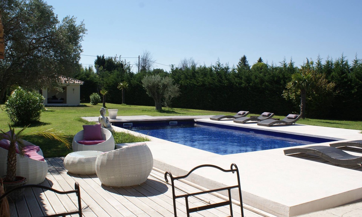 Orange Apartment | Annex Provencal farmhouse with heated pool