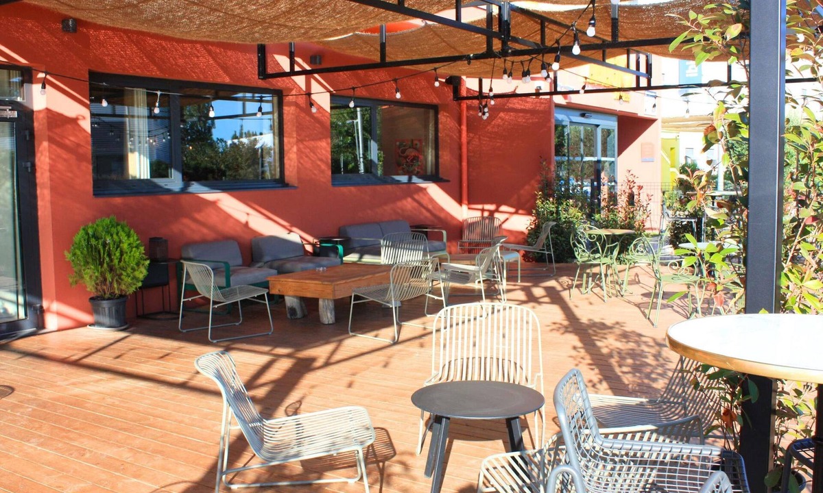 Saint-Martin-de-Crau Hotel | Aparthotel Adagio Access Porte De Camargue