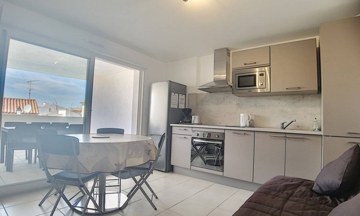 Saintes-Maries-de-la-Mer Apartment | Apartment Saintes-Maries-de-la-Mer, 1 bedroom, 4 persons