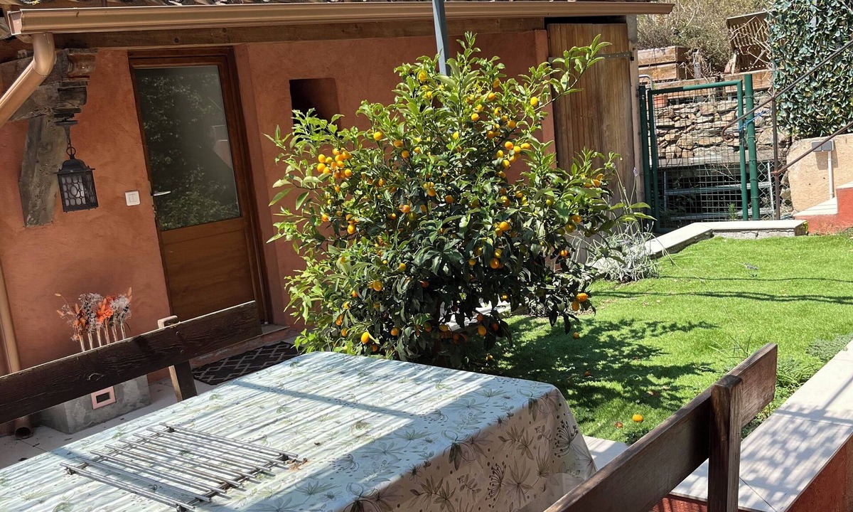 Auribeau-sur-Siagne Apartment | Apartment at Grandma's