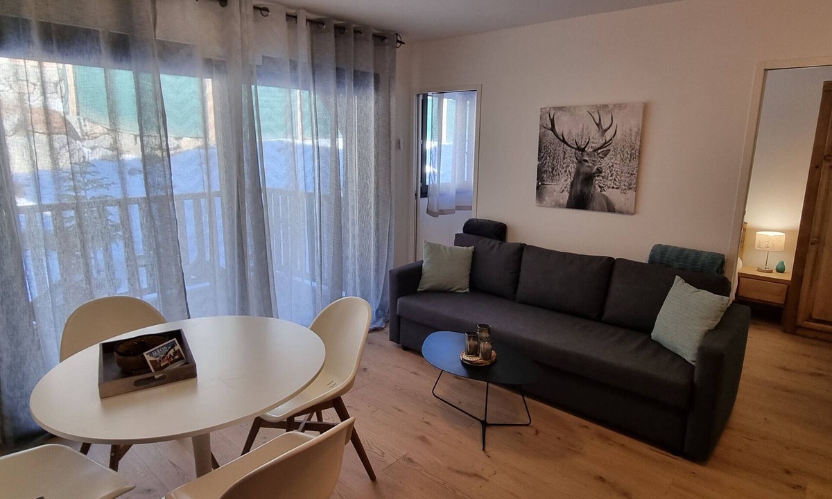 Saint-Etienne-de-Tinee Apartment | Apartment "Aspen Park 106" with Private Terrace & Wi-Fi
