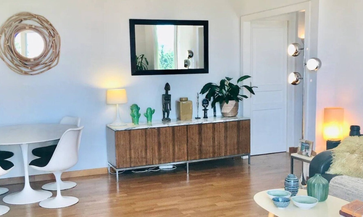 Est Apartment | Apartment 'Beau T2 65 M2 - Terrasse, Piscine' with Shared Pool, Private Terrace and Wi-Fi
