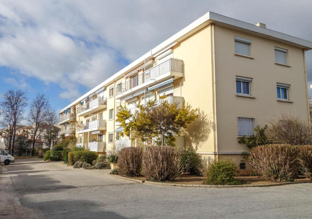 Six-Fours-les-Plages Apartment | Apartment Les Bermudes