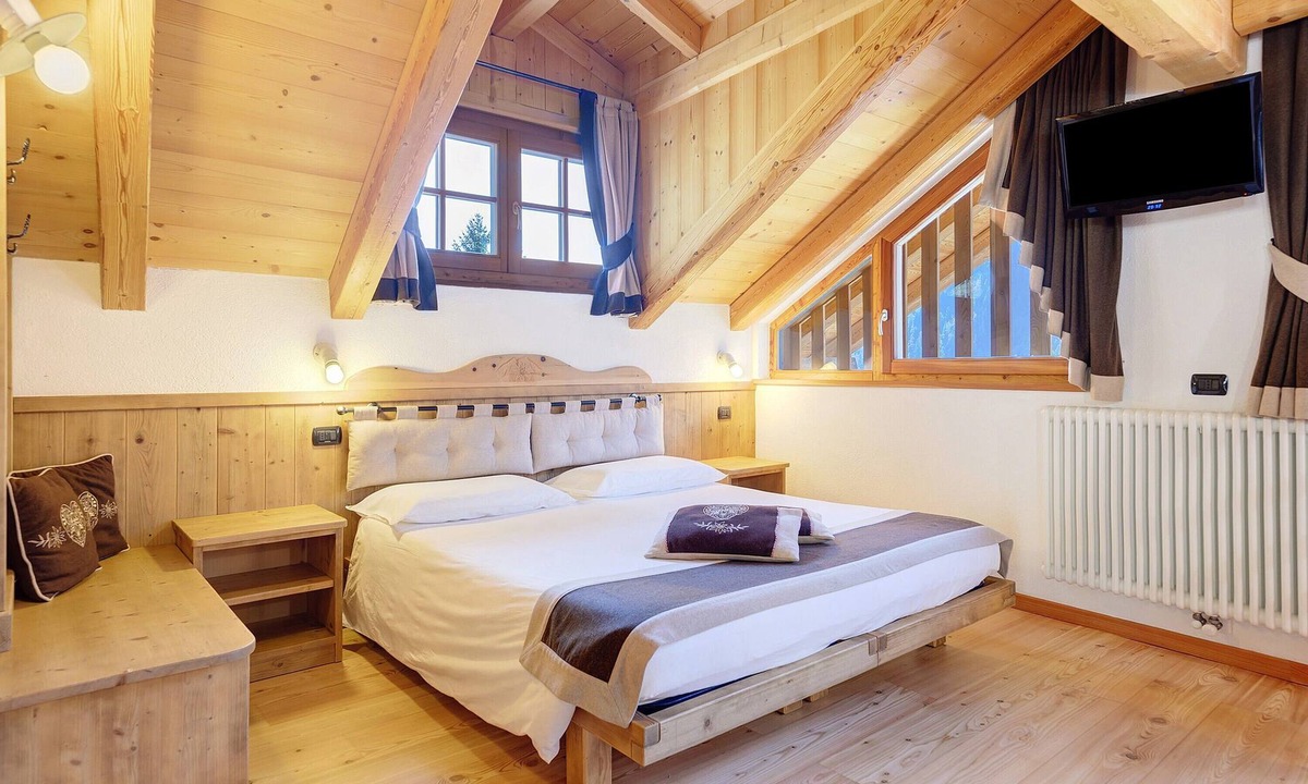 Rabbi Apartment | Apartment 'Monolocale Mas Di Zonadi' with Mountain View and Wi-Fi