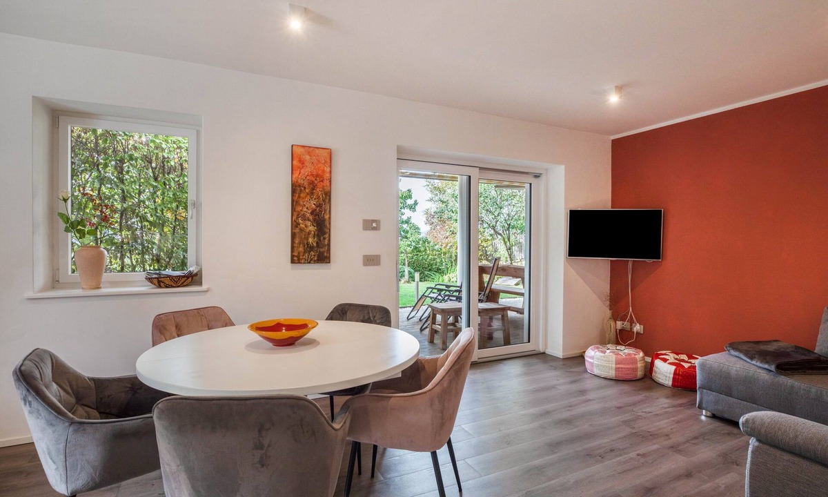 Nova Ponente Apartment | Apartment 'Obkircher' with Mountain View, Terrace, Garden and Wi-Fi