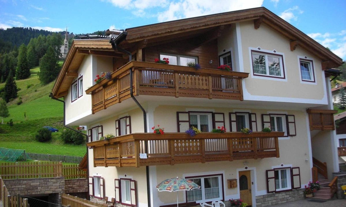 Vigo di Fassa Apartment | Apartment 'Roda De Vael' with Mountain View, Balcony and Wi-Fi