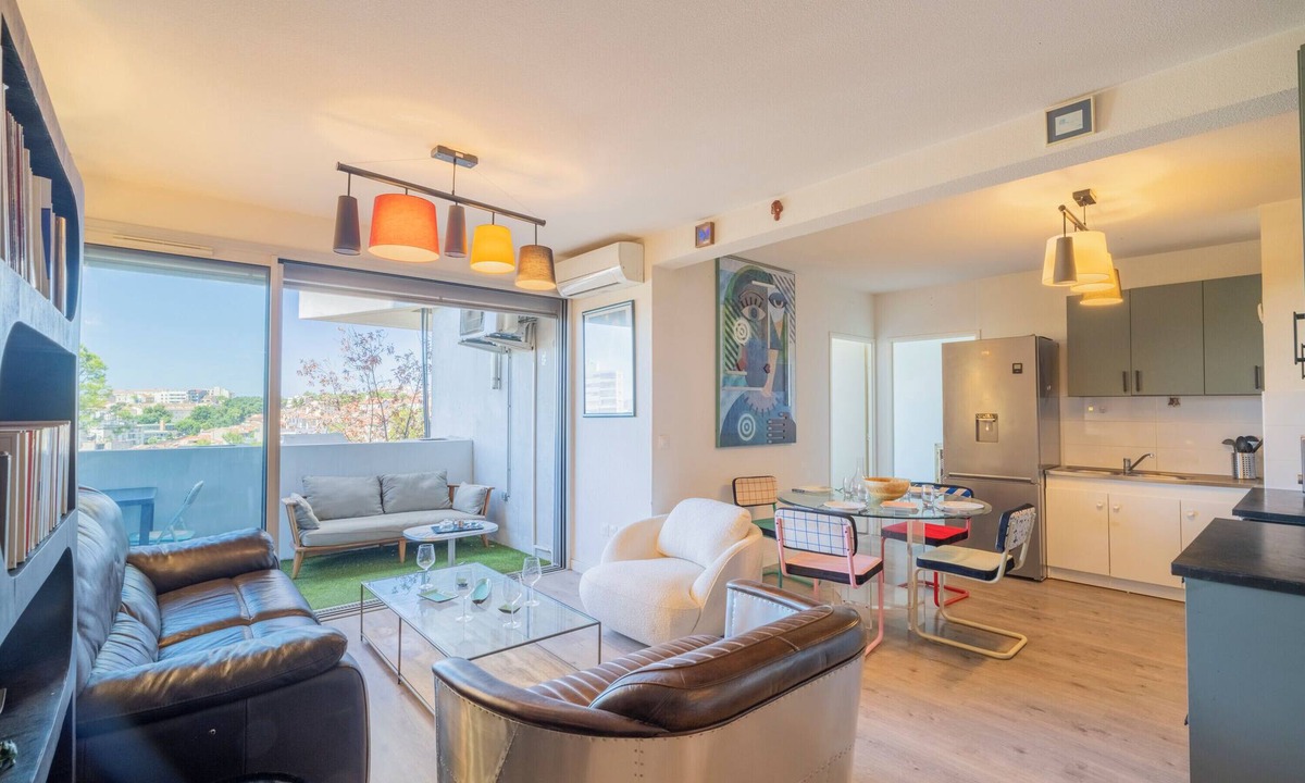 Les Chartreux Apartment | Appartement Adélaide - Welkeys