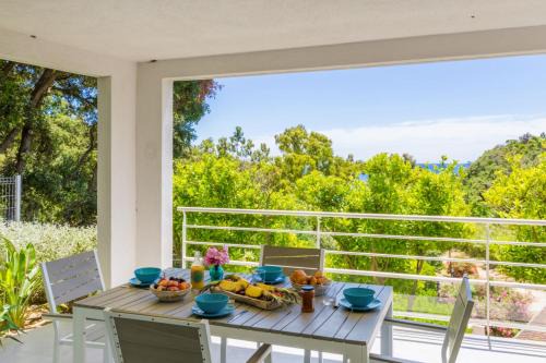 Cavalaire-sur-Mer Apartment | Appartement Figuier - Welkeys