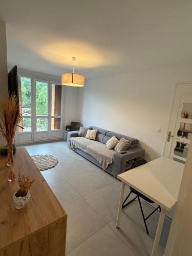 Sud Apartment | Appartement moderne 3 chambres avec parking sécurisée
