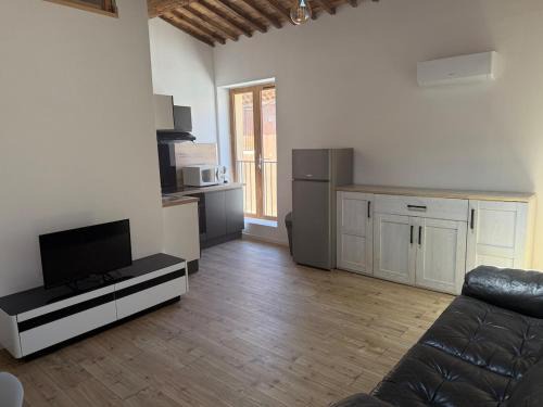 Cuxac-dʼAude Apartment | Appartement plein de charme à 7 min de Narbonne