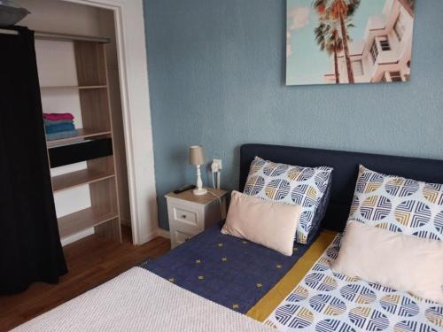 Bas-Vernet Apartment | APPARTEMENT T2,1chambre,balcon,parking,10 minutes plage,linge fournis