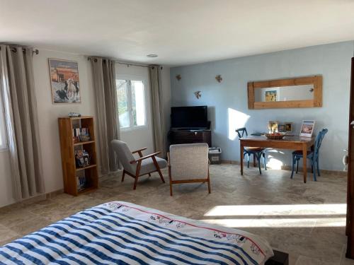 Arles Bed & Breakfast | ARLES CAMPAGNE LOCATION "La Campagn'Arles"