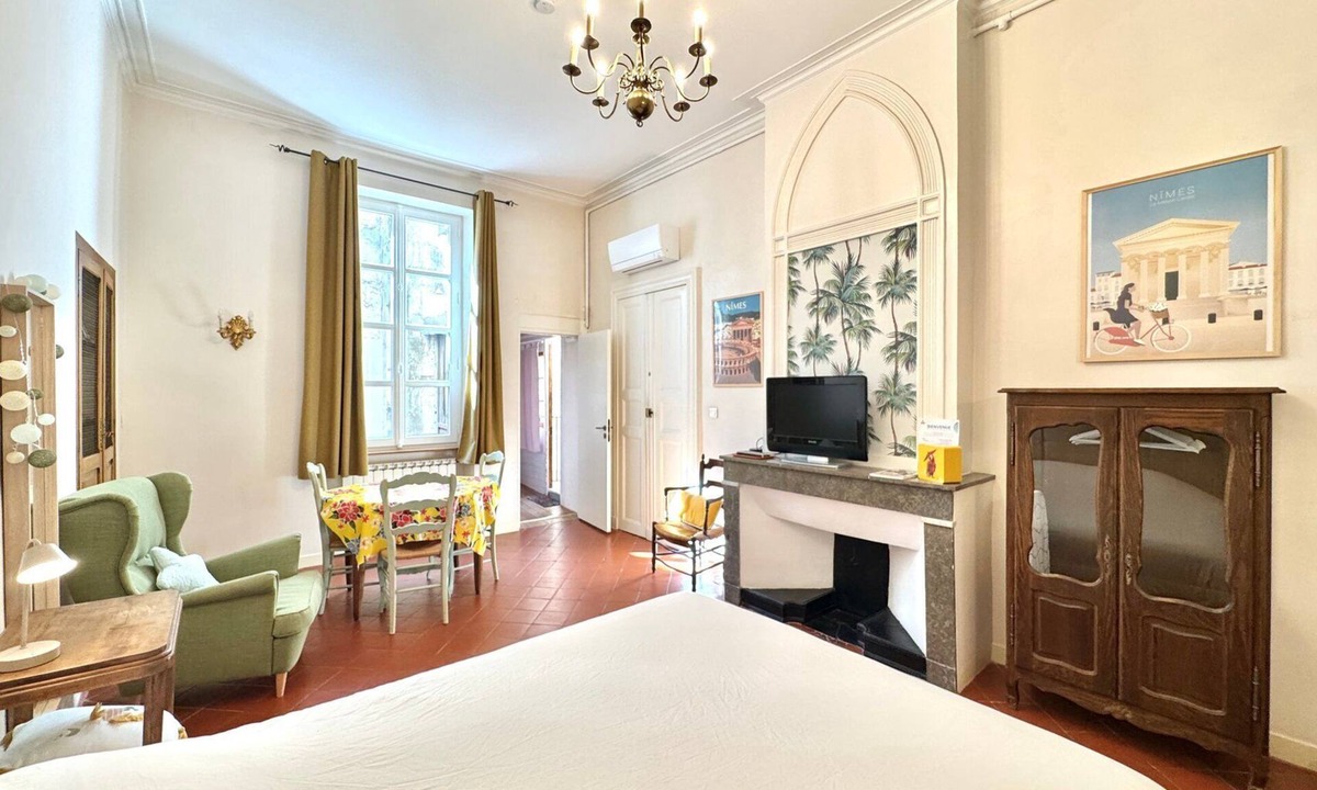 Quartier Administrations Apartment | Au Croco fleuri, 50m des arènes, terrasse
