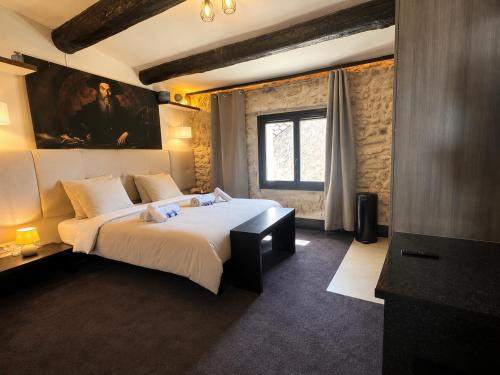 Salon-de-Provence Apartment | Auberge Nostradamus, Appartement 4