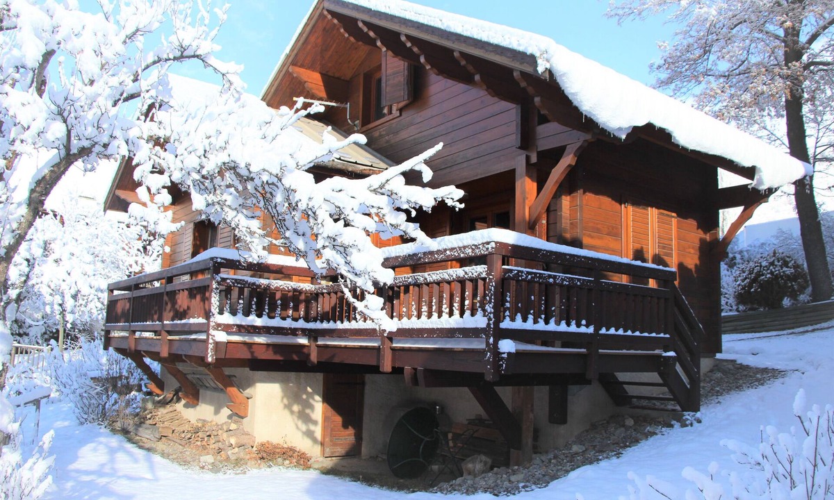 Chantemerle Ski Chalet | Authentic chalet in the heart of Serre Chevalier, 300m from the slopes