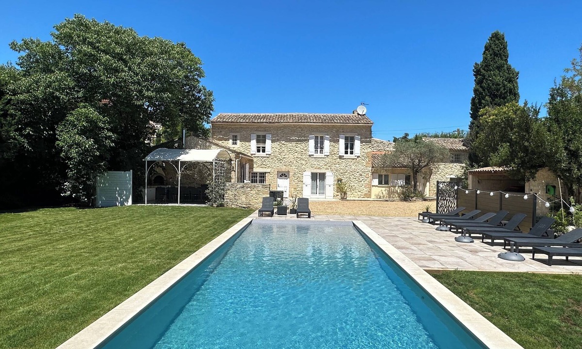 Cavaillon House | Authentic Provencal House with swimming pool