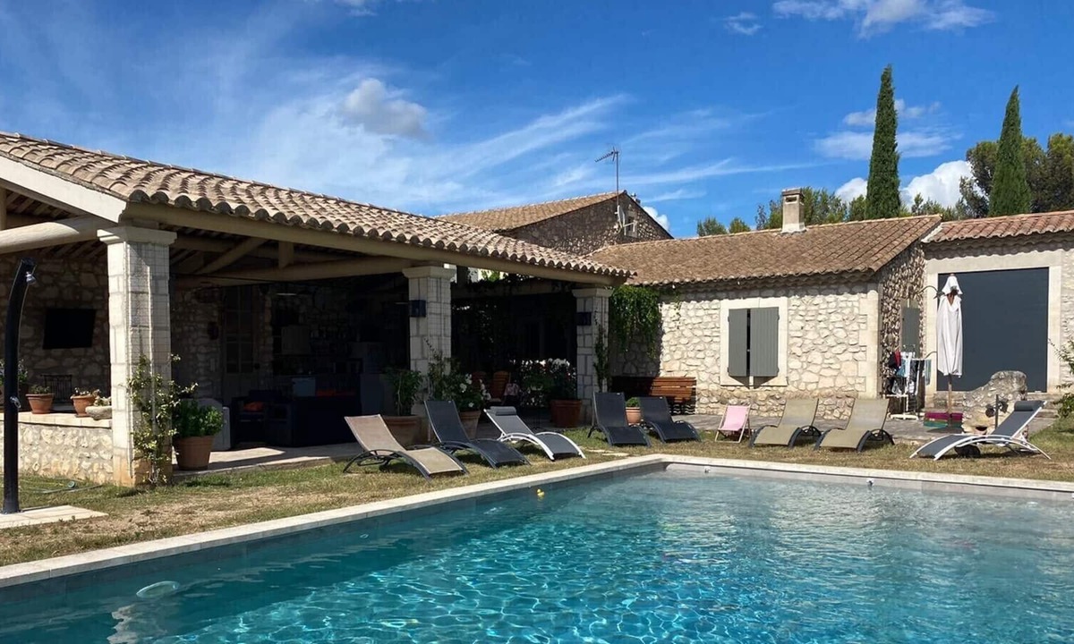 Eygalieres House | Authentic stone house.