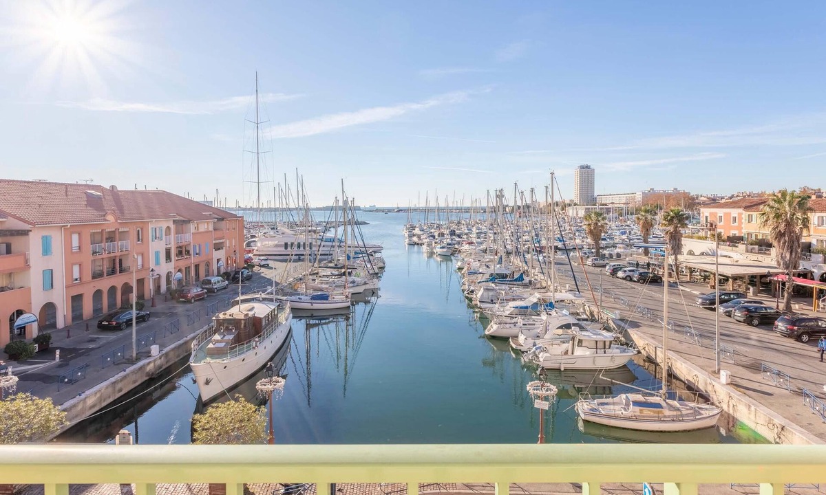 Port-de-Bouc Hotel | B&B HOTEL Martigues Port-de-Bouc