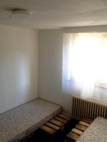 Fullinsdorf Hostel | BaselHostel