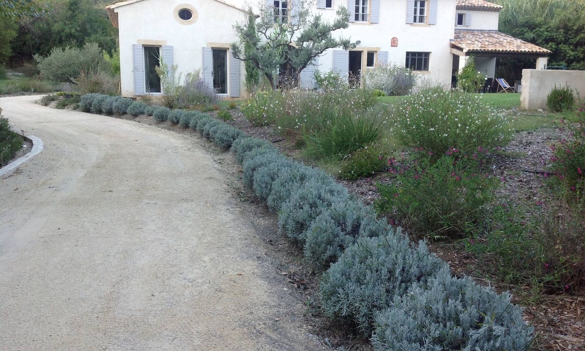 Eguilles House | Bastide for rent nearby Aix-en-Provence ideal for family with children.