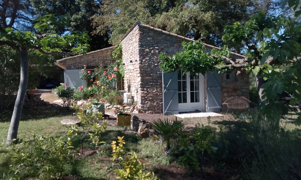 Taradeau House | Bastidon Domaine L'helion 4 Personnes piscine 12mx6m au sel