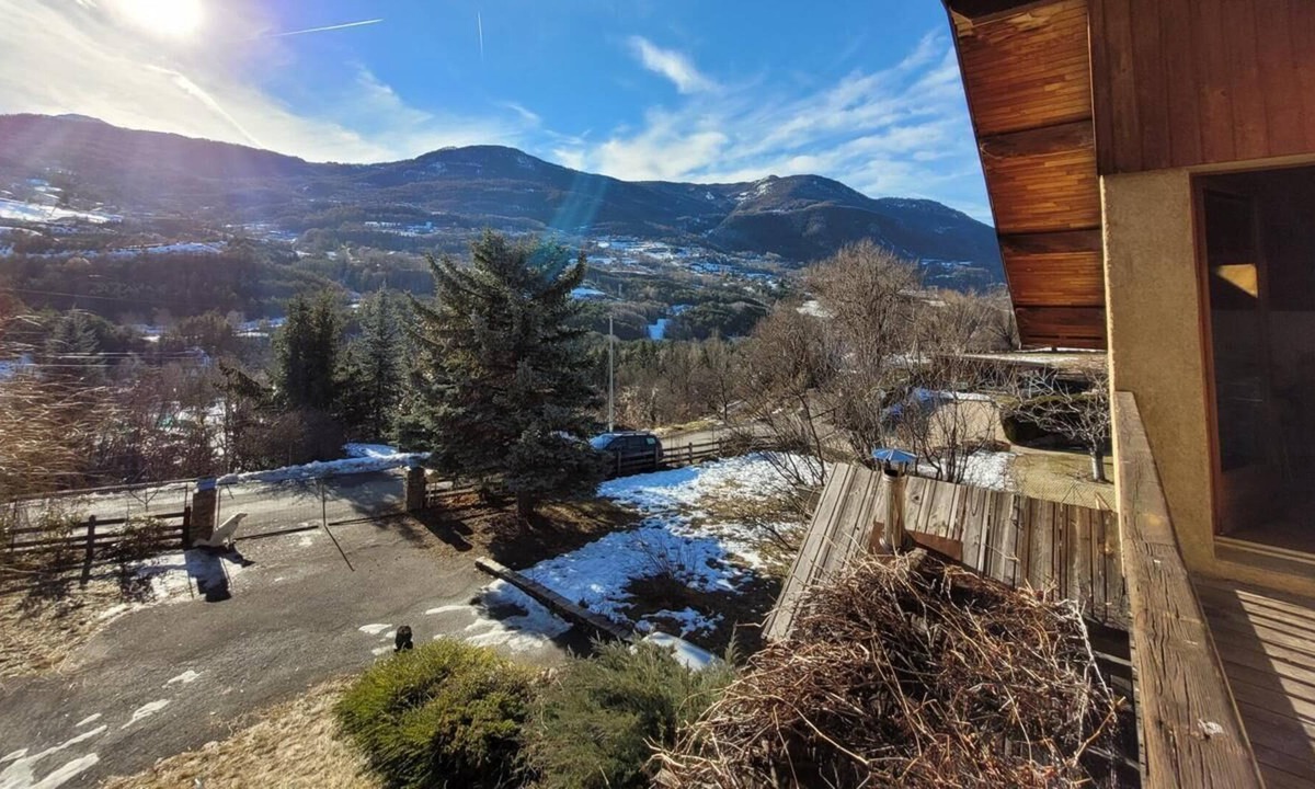 Guillestre Ski Chalet | Beau chalet a la montagne